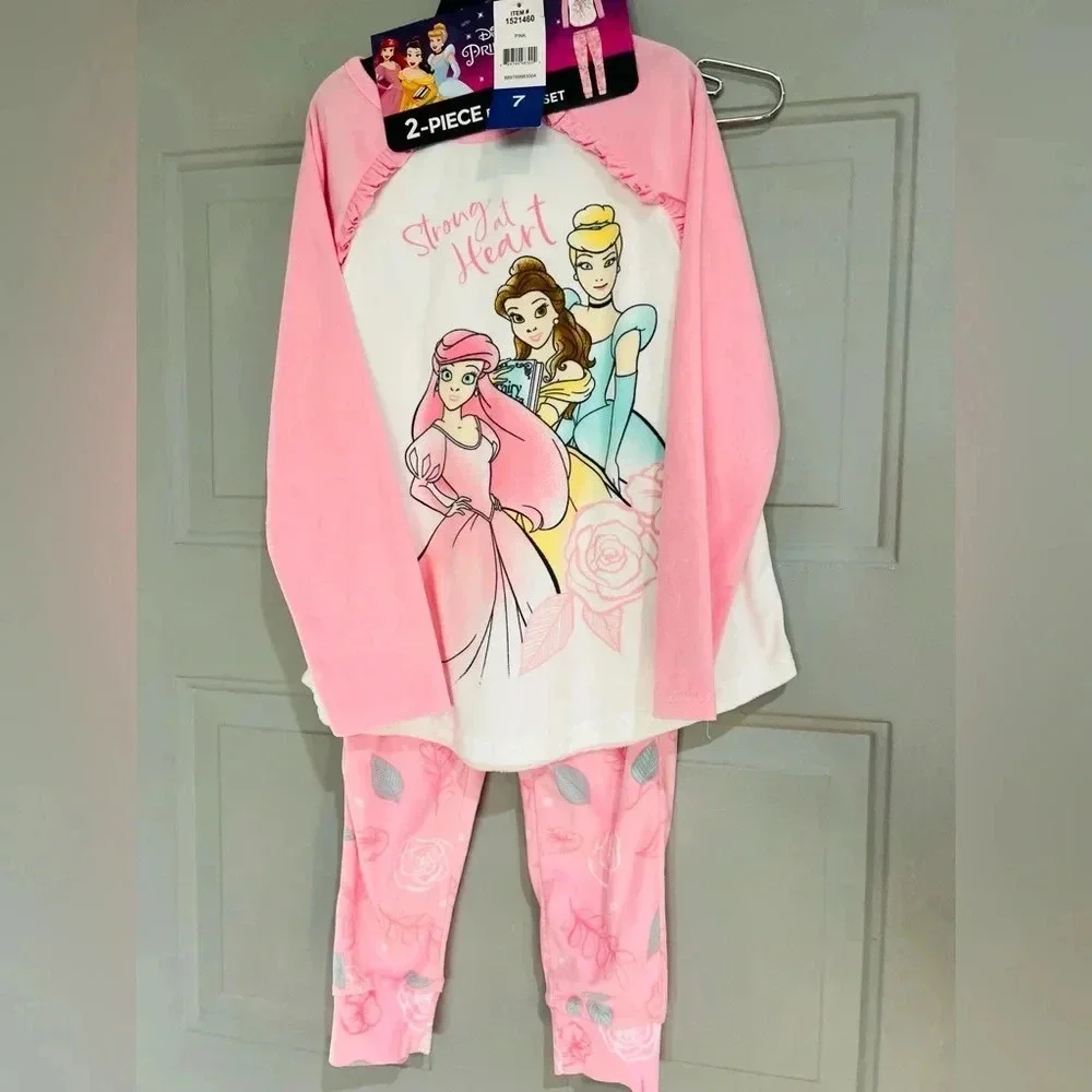 Disney cozy princess PJ set  size 6princess girls 2- piece set cozy and warm